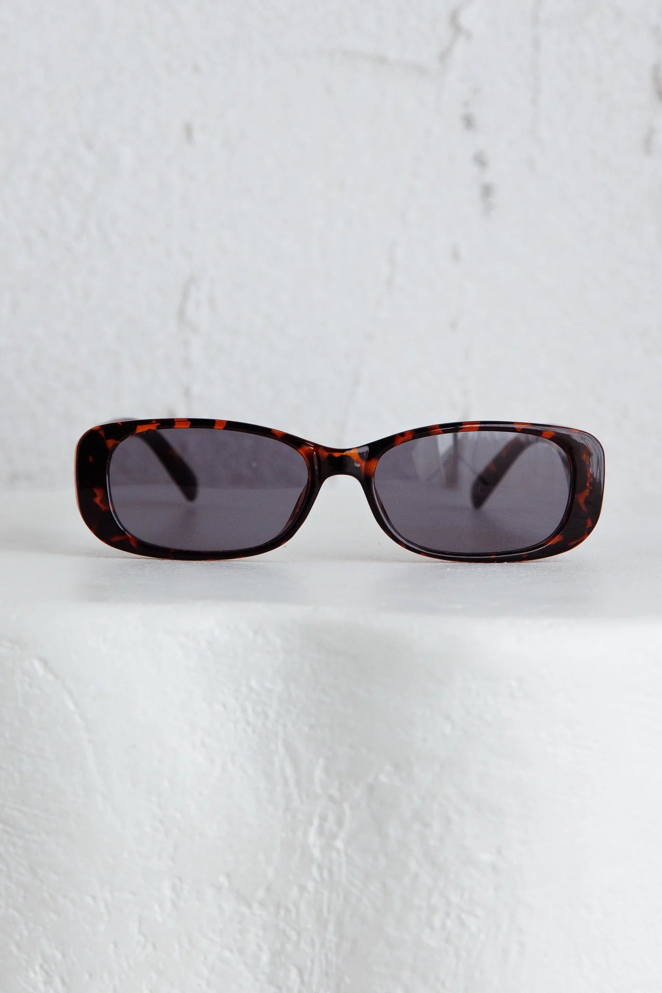 Eola Retro Sunglasses Tort