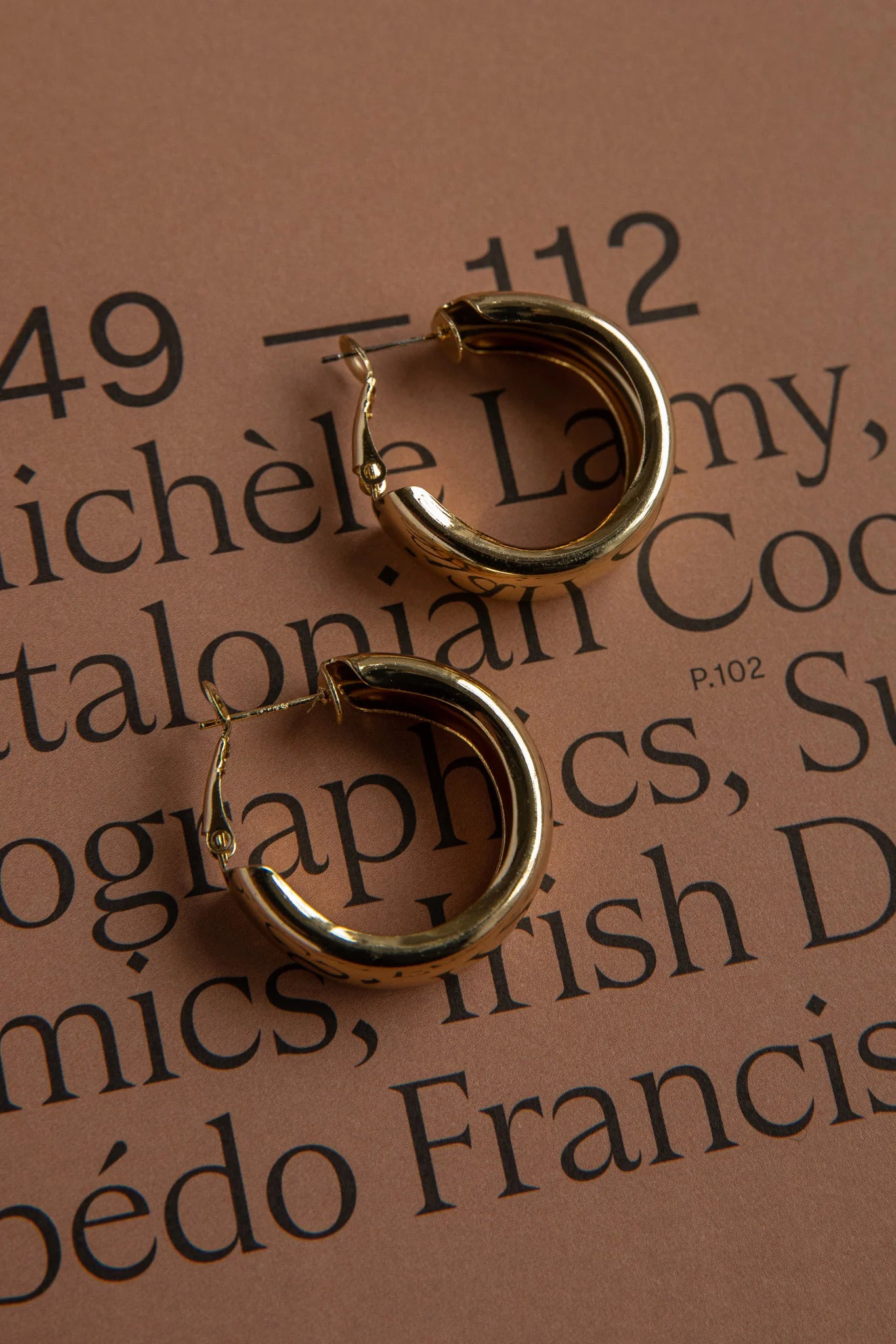 Osiris Hoop Earrings Gold