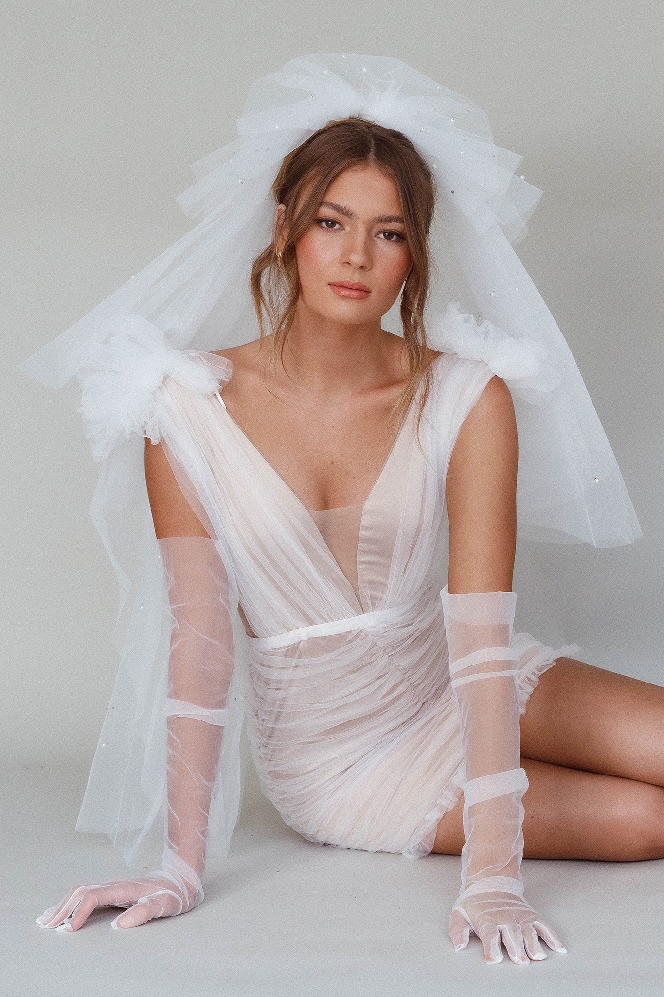 Diana Tulle Gloves White
